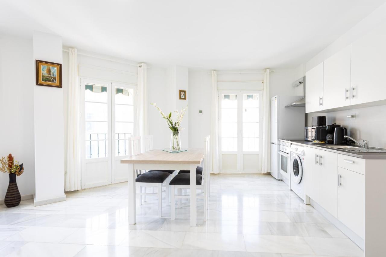 Holidays2Malaga Montesa 700M From The Beach Rooftop Terrace מראה חיצוני תמונה